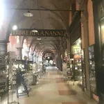 Moonlight Centro Gasthuis Bologna