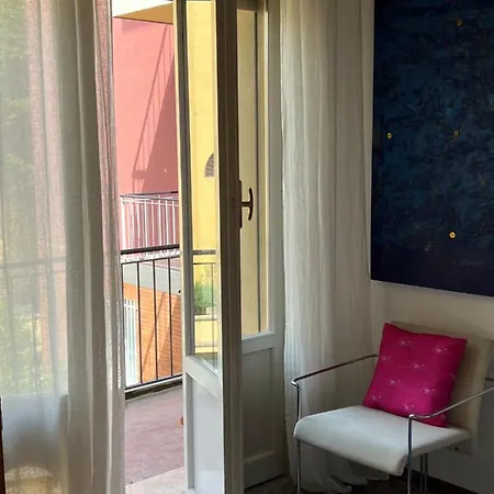 بيت ضيافة Moonlight Centro