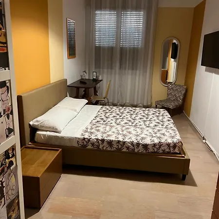 Moonlight Centro 3* בולוניה