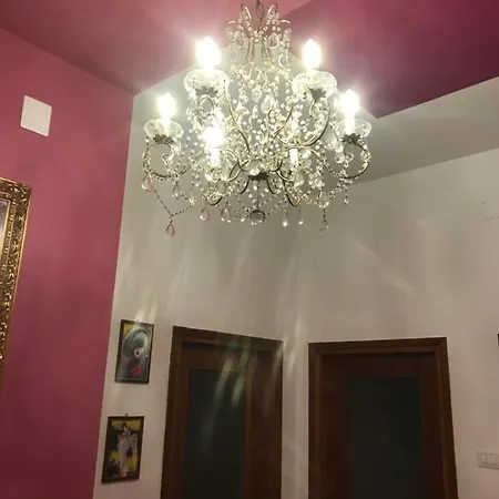 Moonlight Centro بيت ضيافة