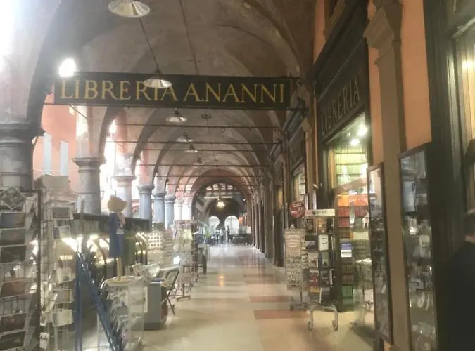 Moonlight Centro בית הארחה בולוניה