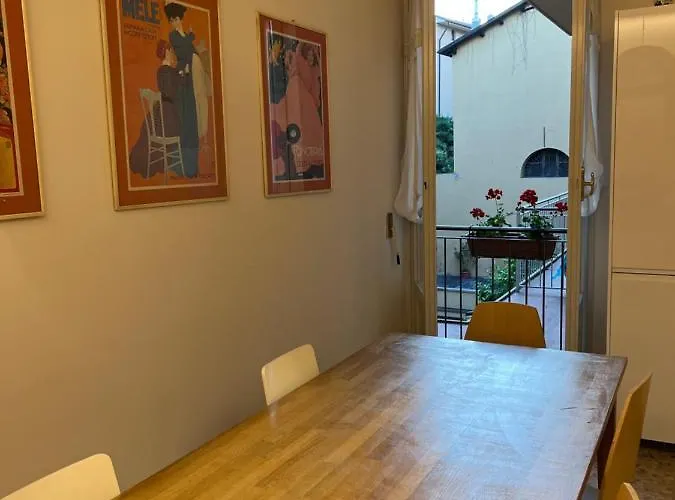 Moonlight Centro בית הארחה