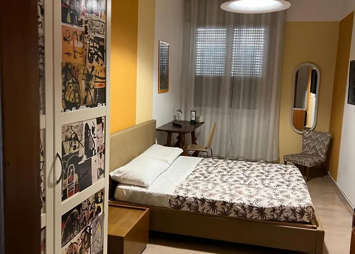 Moonlight Centro בית הארחה