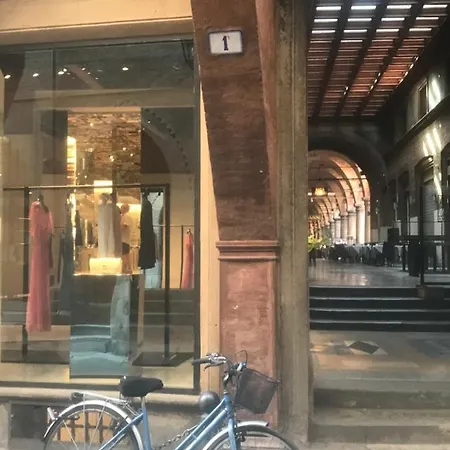 Moonlight Centro Boloňa