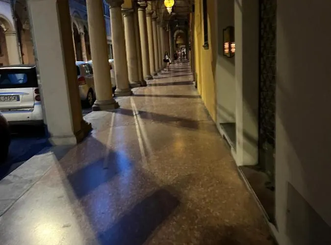 Moonlight Centro Bologna