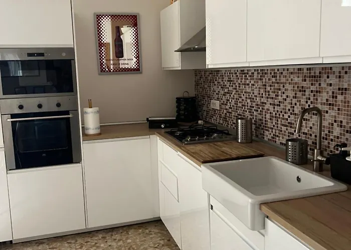 게스트하우스 Moonlight Centro 3*